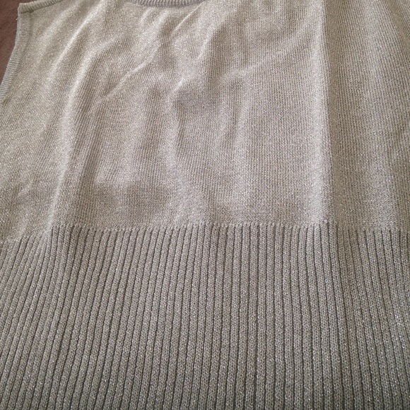 NEW Silver Shimmer Top Sexy Split Shoulder Stretch Fitted Pullover Vtg Rampage M - Picture 7 of 9